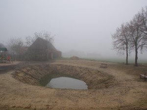 Nowo powstałe oczko wodne w Zbęchach, w gminie Krzywiń