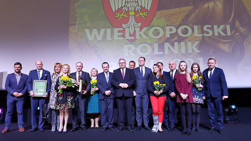 laureaci na gali konkursu Wielkopolski Rolnik Roku