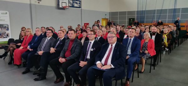 Zaproszeni goście podczas gali.